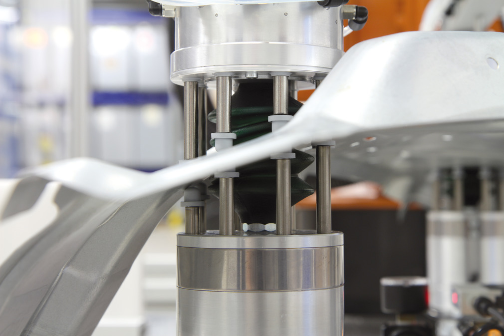 Clamping and Gripping Equipment for Automated Processing