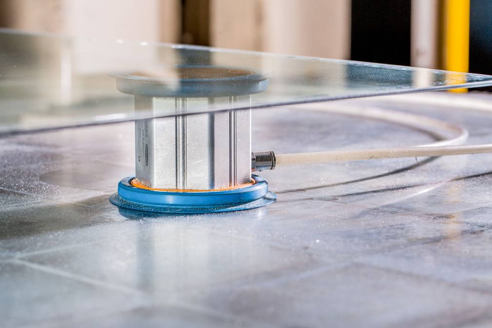 Flat Table Systems for Glass Processing